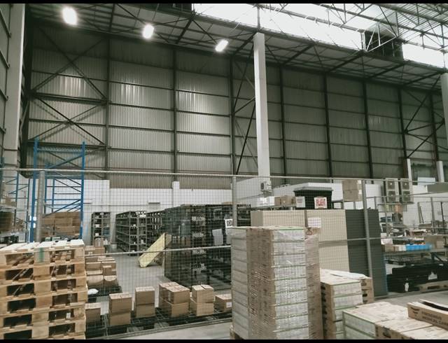 3,213M² WAREHOUSE TO LET IN AIRPORT INDUSTRIA